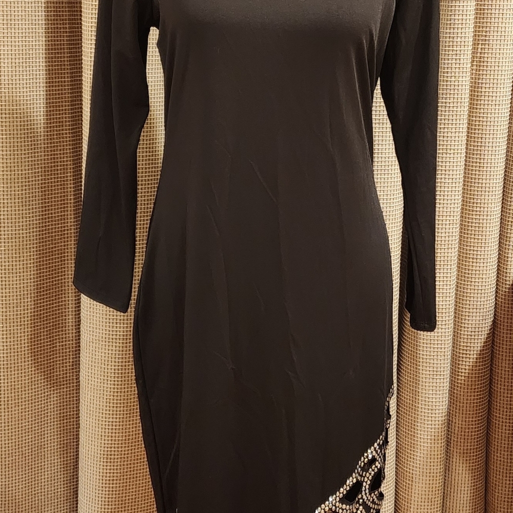 Bailey Blue Women's Black evening dress w/ metal stud accents peekaboo treatment